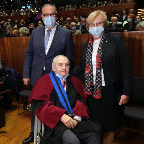 Prof. Marian Zembala odznaczony tytułem Profesora Honorowego SUM - Zdjęcie galerii 7